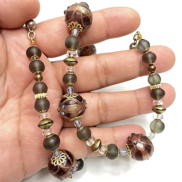 Artisan Handcrafted Vintage Venetian Murano Wedding Cake Glass Beaded Necklace - Picture 3 of 9